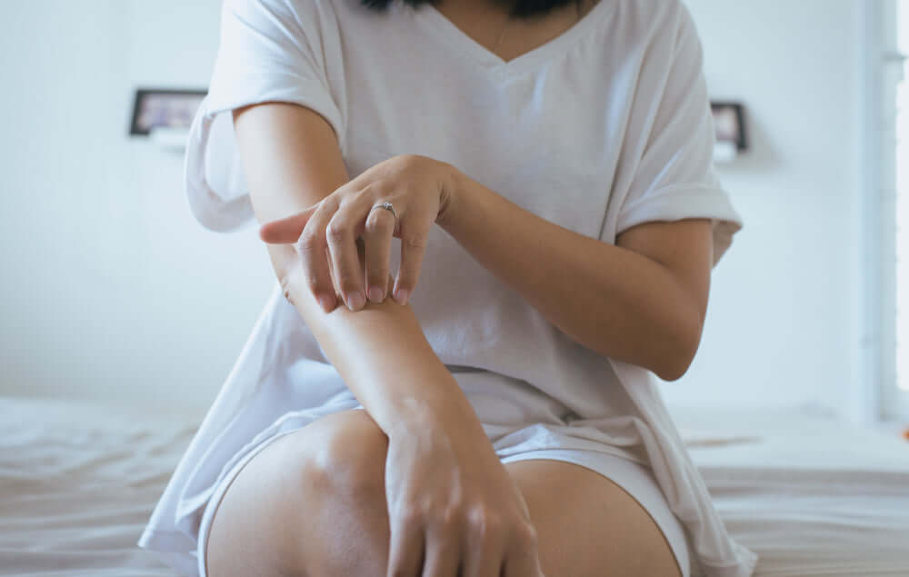 Say “Goodbye” To Dry Winter Skin With These 7 Simple Habits