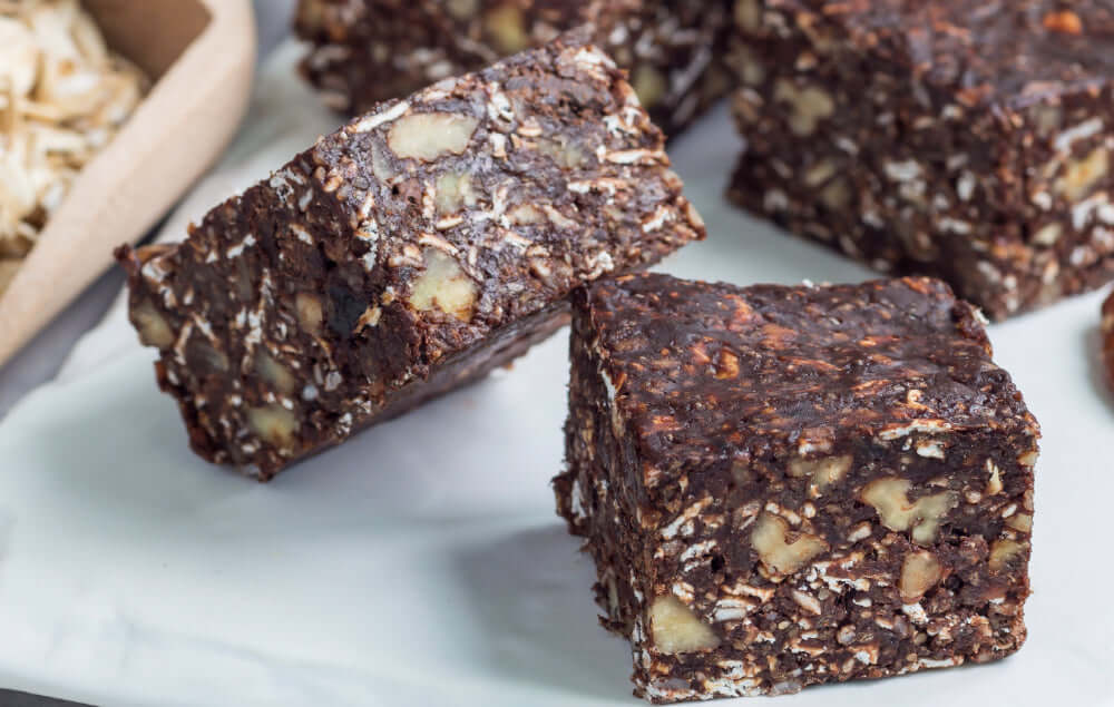 Healthy Snack, Happy Body: Chocolate Apple Protein Bars For The Win!